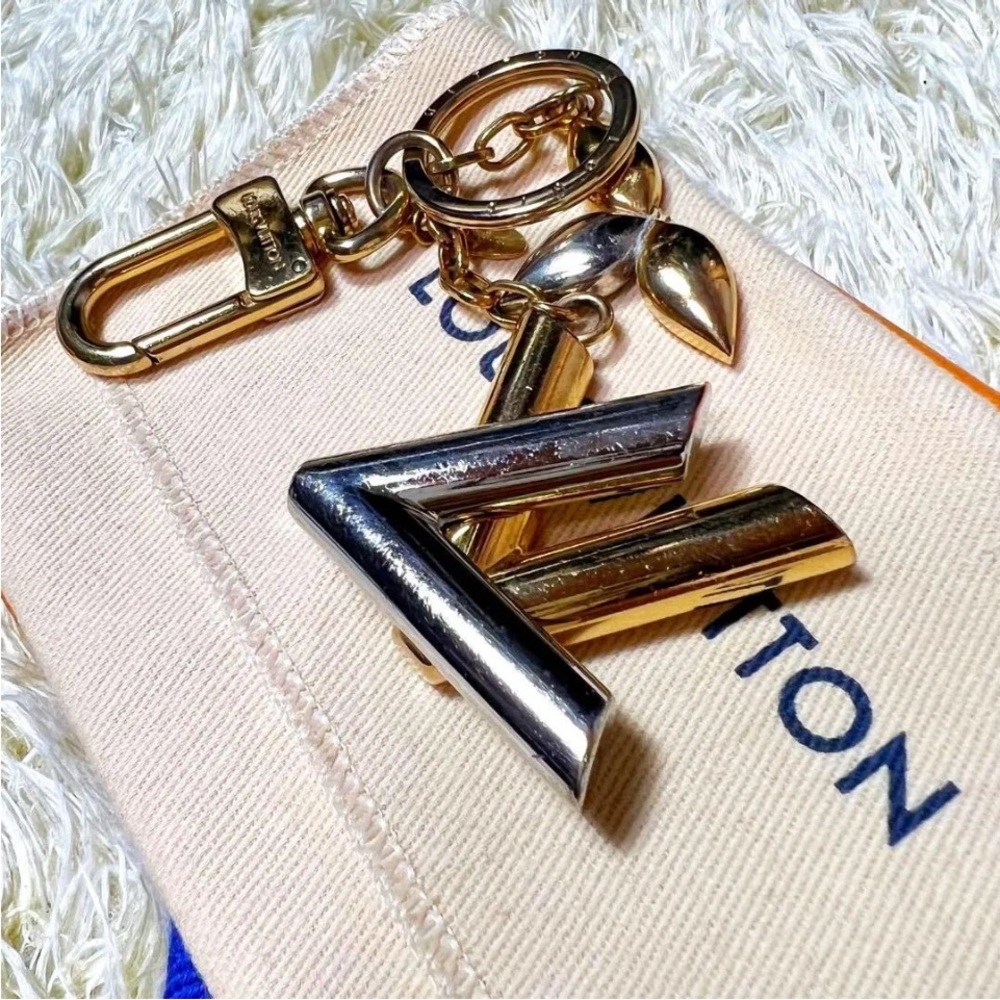 Louis Vuitton Twist Bag Charm